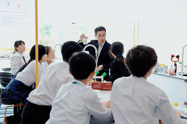 Grade 6 - 科学课,南通惠立学校